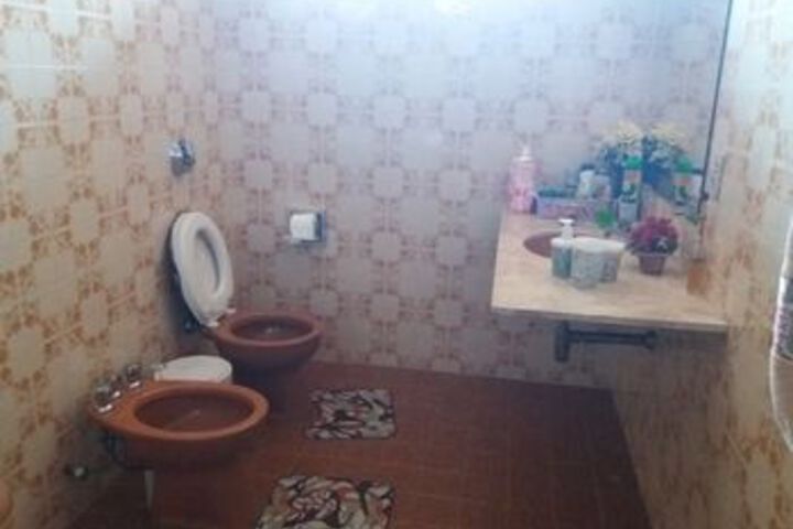 Room 6 of 54