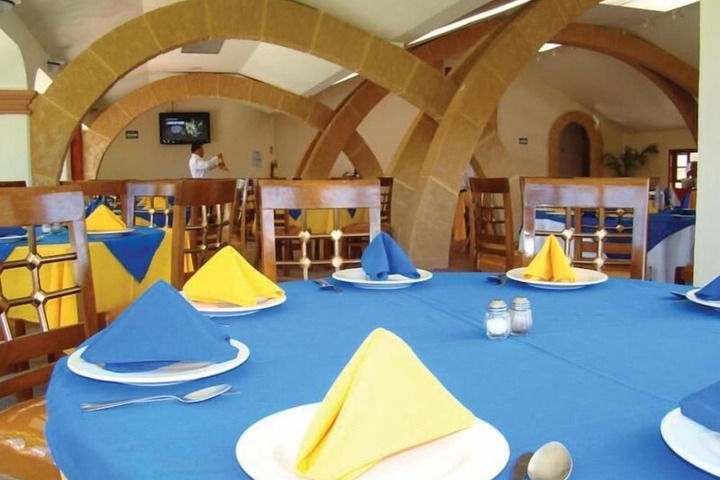 Dining Photos