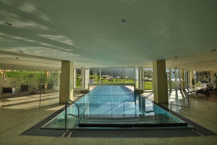 Pool 22 of 50