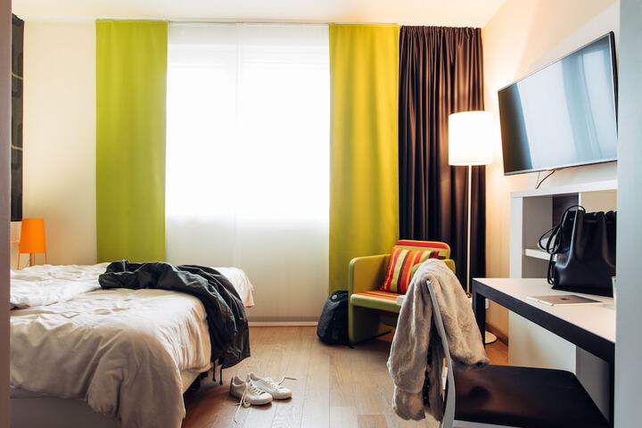 Room 56 of 109