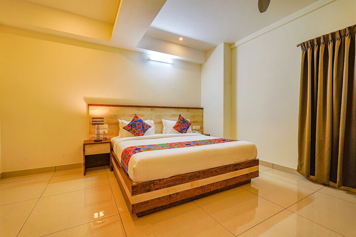 Room 20 of 33