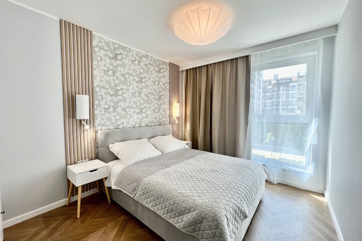 Room 35 of 181