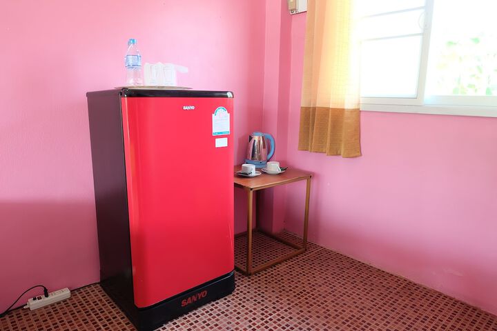 Mini-refrigerator