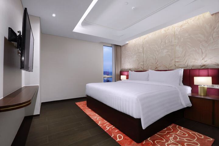Room 14 of 34