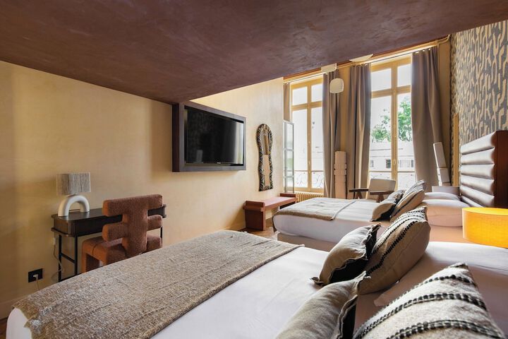 Room 9 of 23