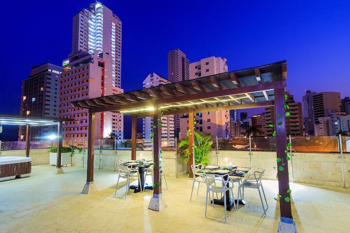 Dining Photos