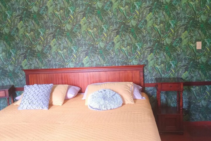 Room 11 of 89