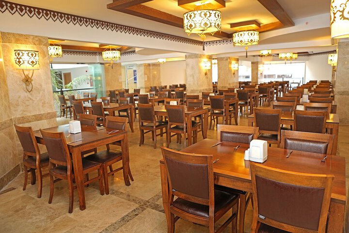 Dining 54 of 74