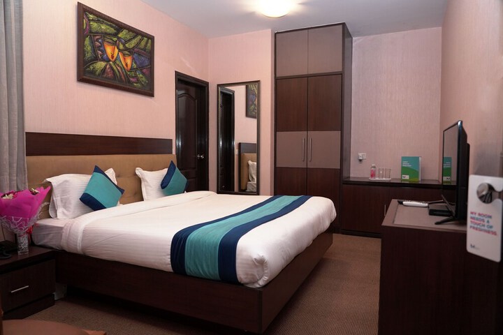 Room 43 of 57