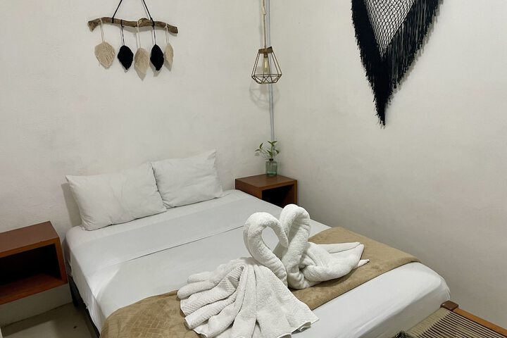 Room 3 of 56