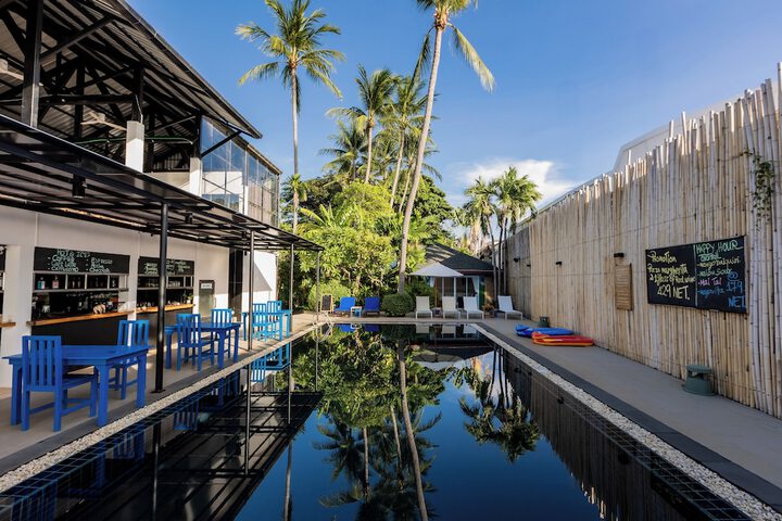 Pool Hotel