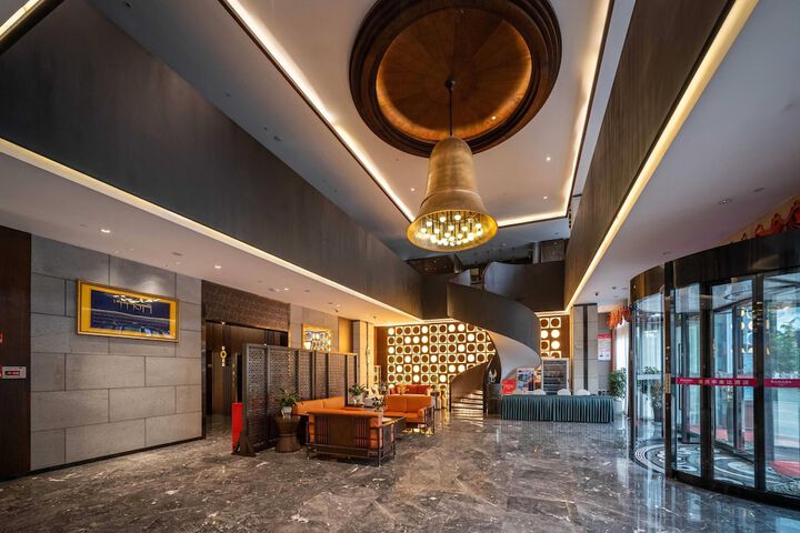 Hotel Interior 4 of 22
