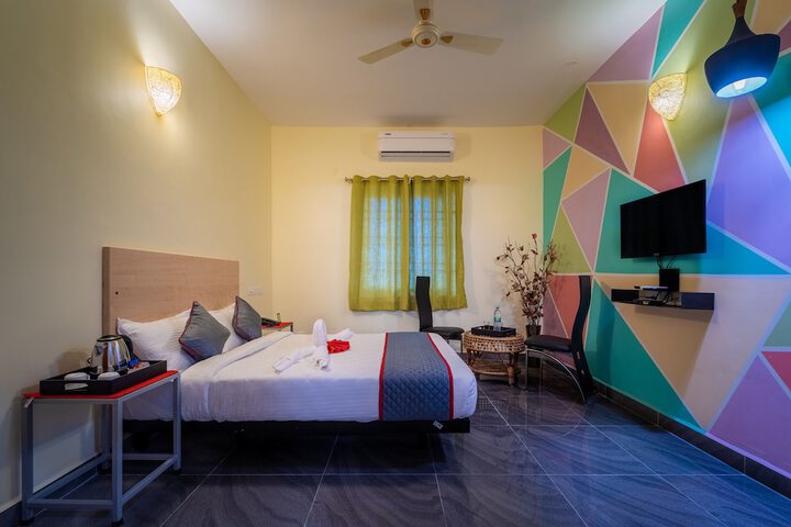 Room 5 of 37