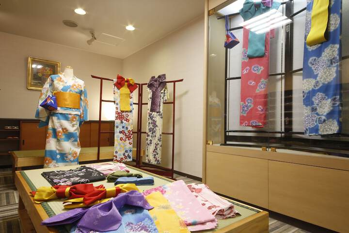 Gift Shop 89 of 131