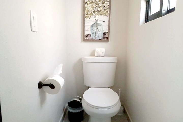Room 11 of 17