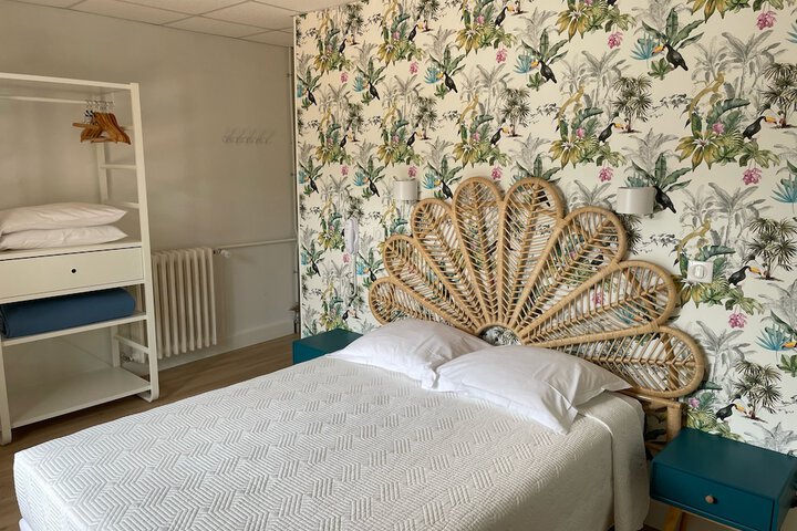 Room 5 of 36