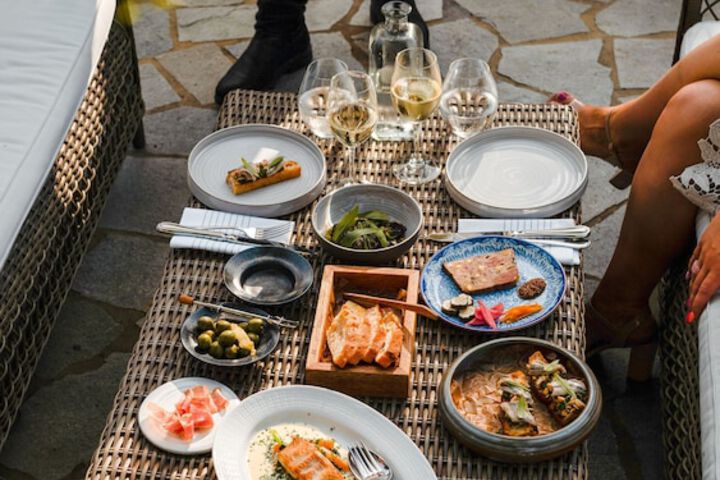 Dining 47 of 73