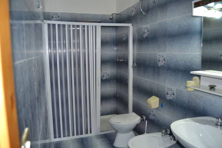 Room 30 of 61