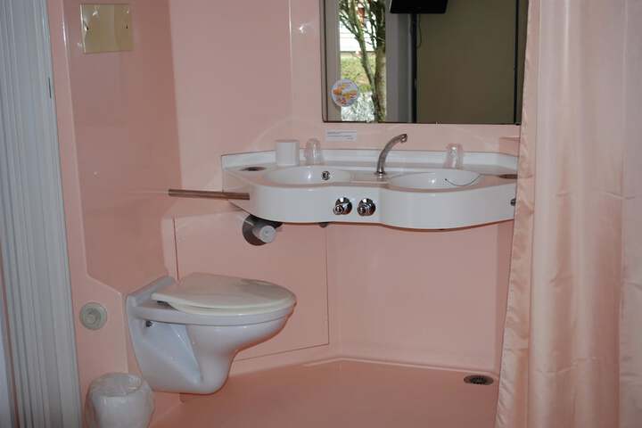 Room 18 of 36