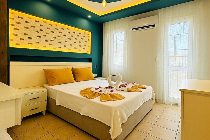 Room 15 of 61