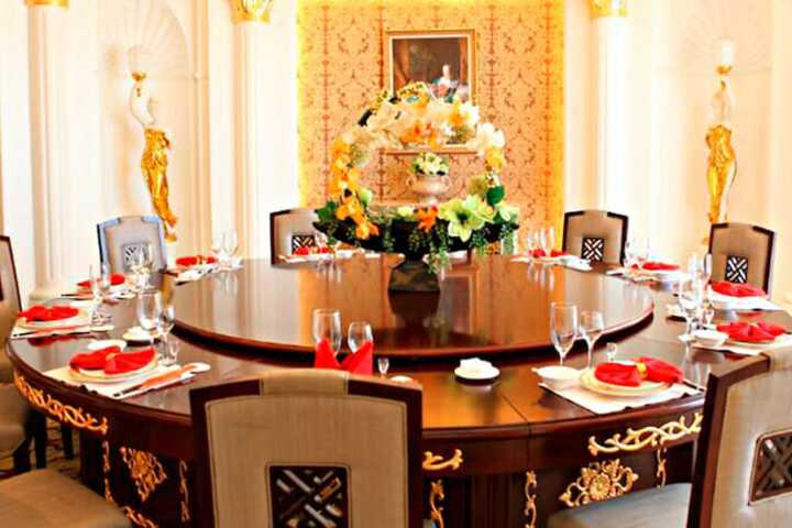 Dining Photos