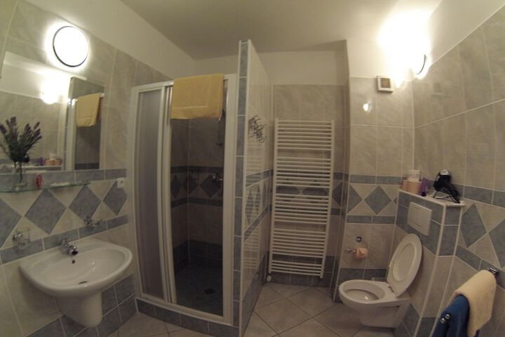 Room 37 of 44