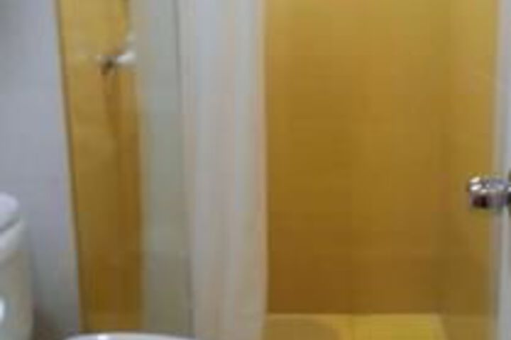 Room 16 of 39