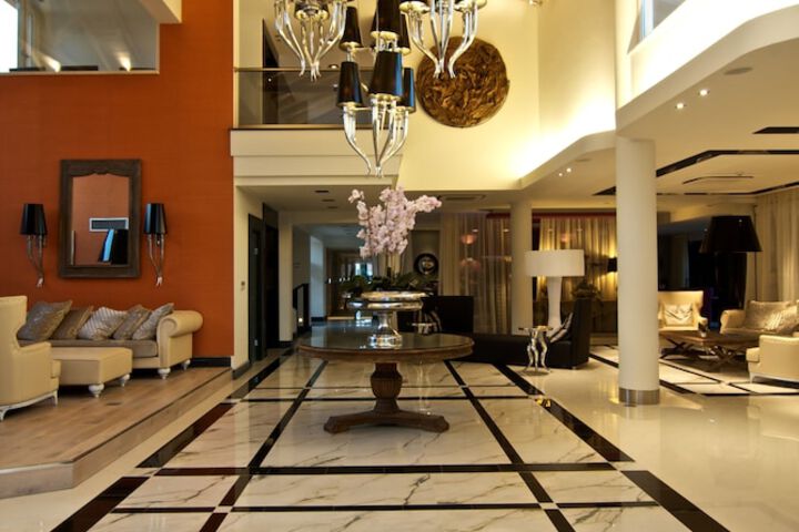 Lobby Entry
