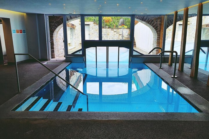 Pool 26 of 58