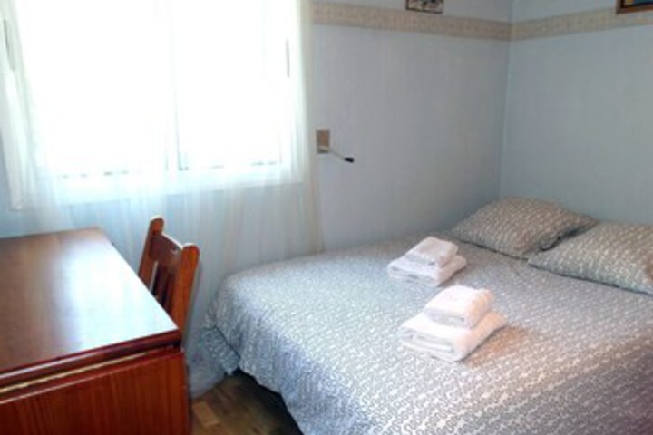 Room 33 of 47