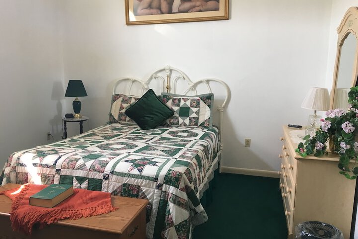 Room 6 of 26