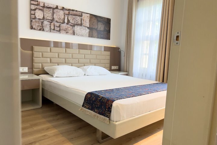 Room 53 of 113