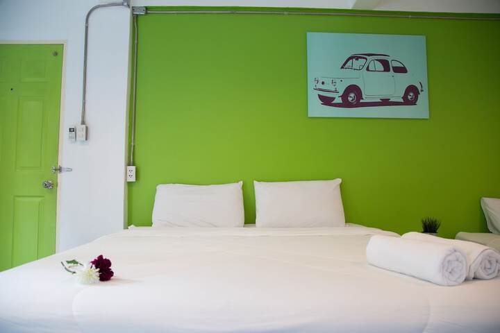 Room 4 of 26