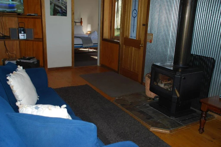 Room 3 of 10