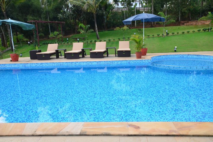 Pool 15 of 59
