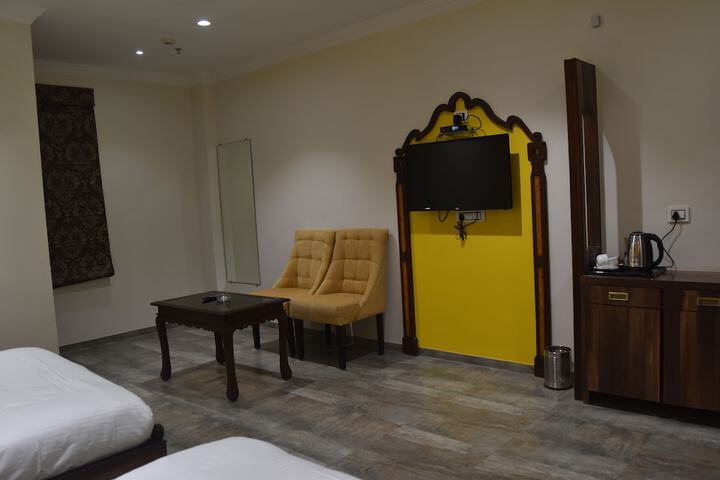 Room 19 of 36