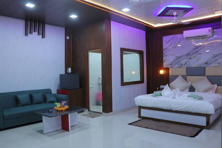 Room 9 of 41