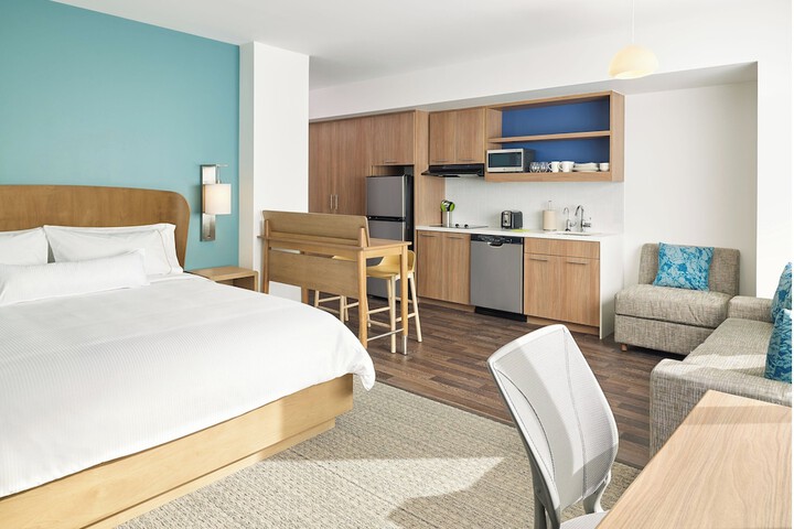 Room 4 of 19