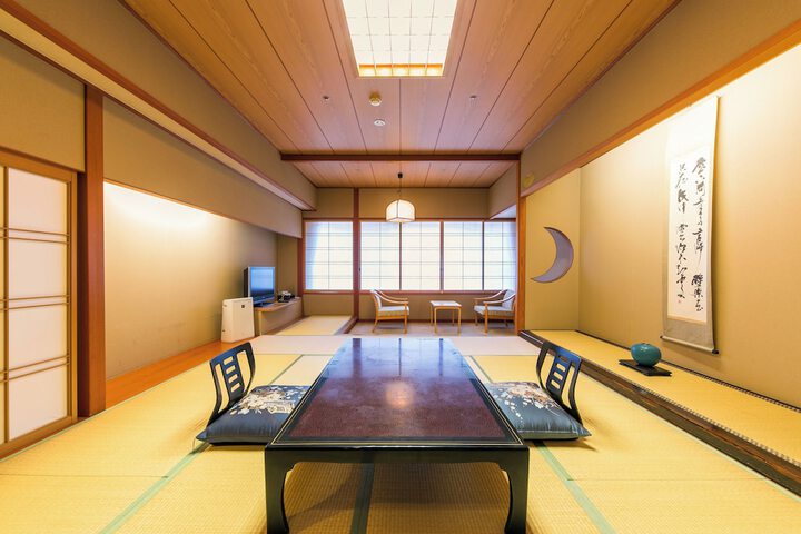 Room 16 of 121