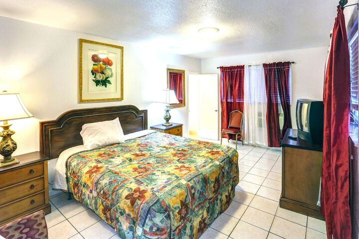 1 Double Bed (5 of 6)