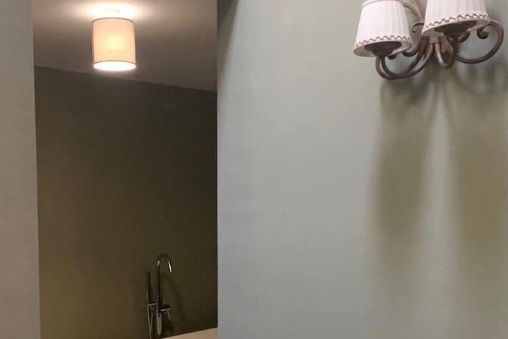 Room 38 of 73