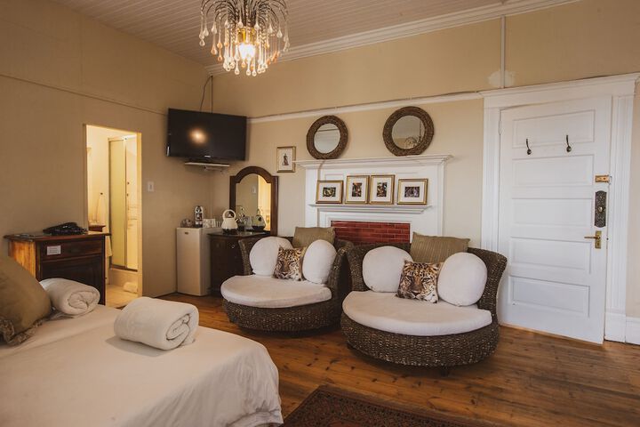 Room 27 of 161