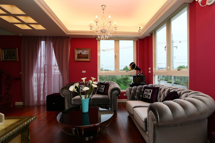 Room 25 of 56