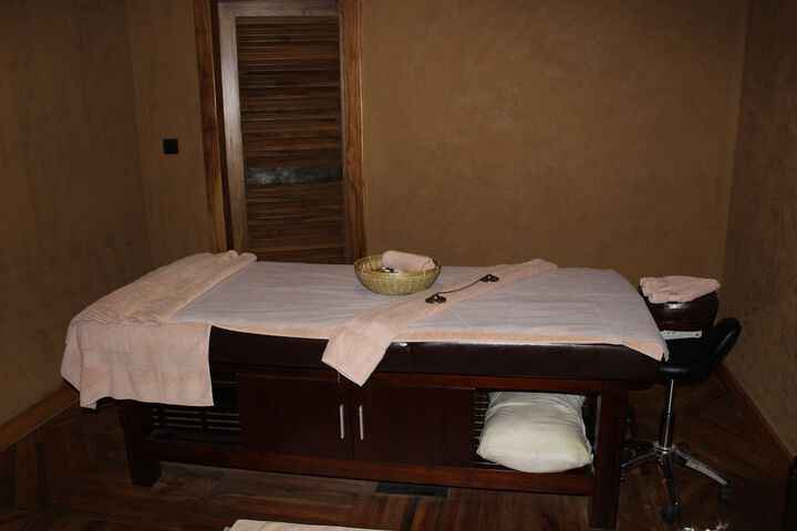 Massage Photo