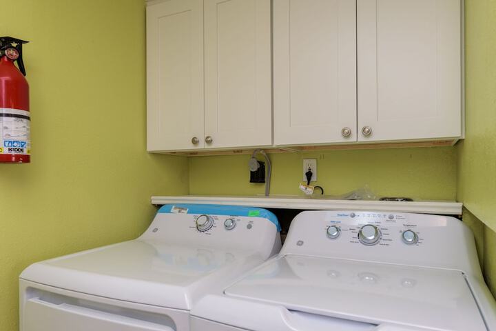 Laundry 15 of 25