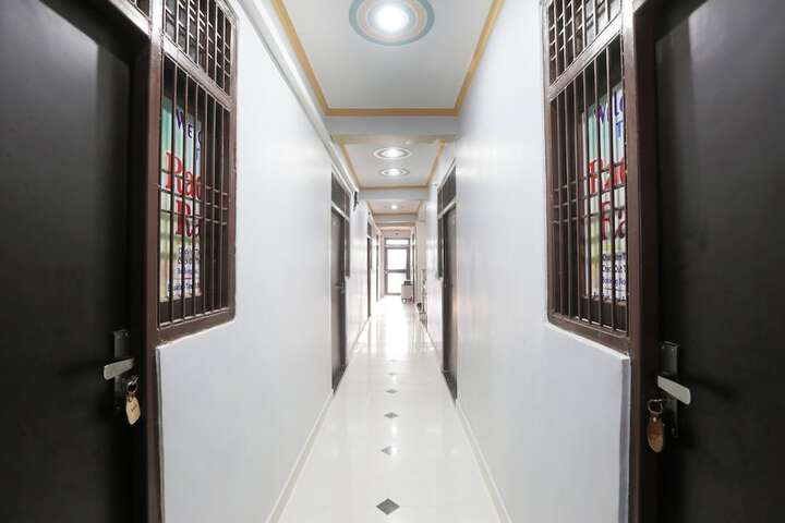 Room 44 of 78