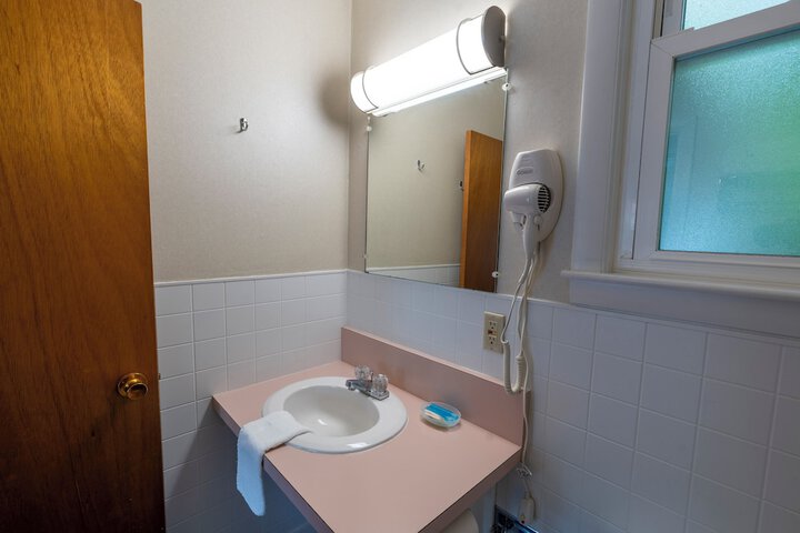Room 21 of 59