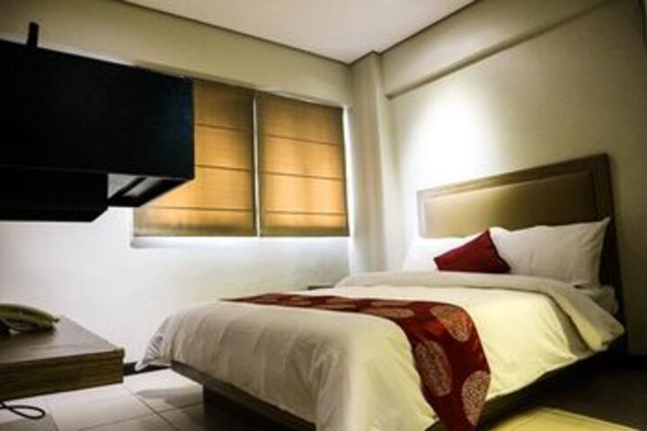 Room 30 of 54