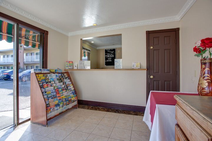 Hotel Interior 2 of 23