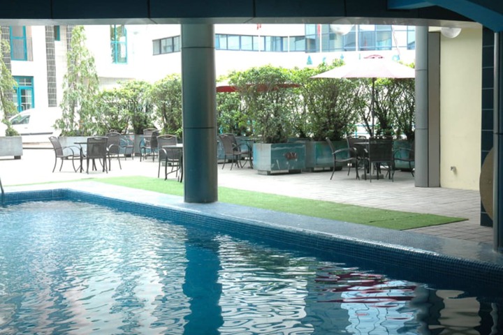 Pool 19 of 36